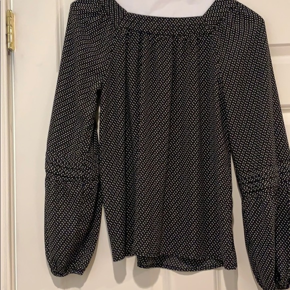 NWOT Women's LC Lauren Conrad Shirred Peasant Top! - Picture 4 of 4
